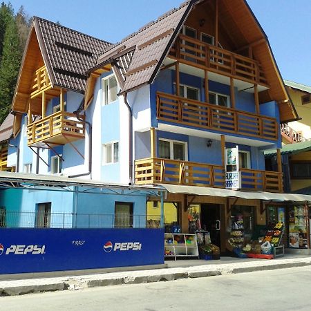 Pensiunea Aurora - Great Hostel فوينياسا المظهر الخارجي الصورة