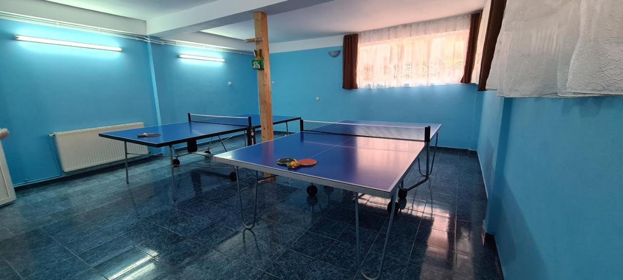 Pensiunea Aurora - Great Hostel فوينياسا المظهر الخارجي الصورة